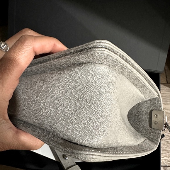 Chanel medium old boy bag(2019) - Picture 10 of 15